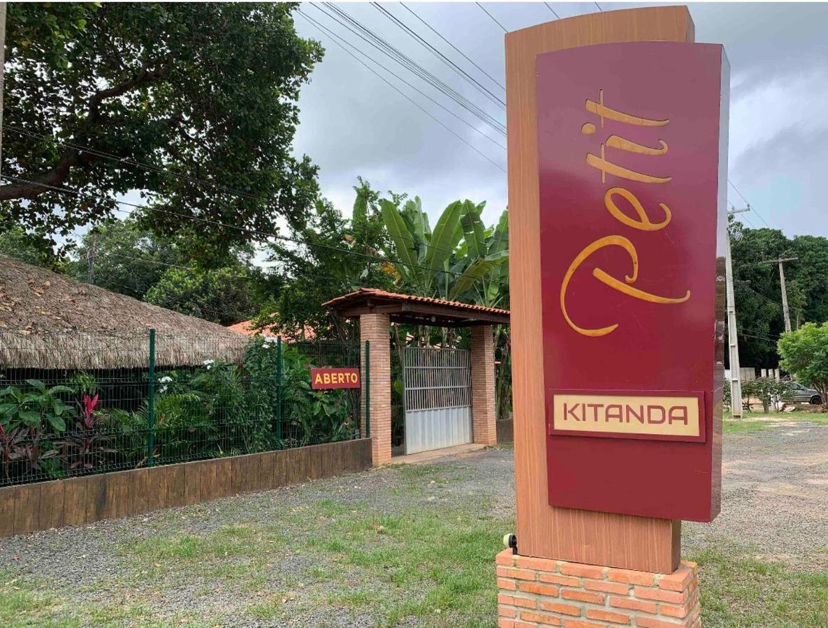 Kitanda Petit Hotel Tucuns  Kültér fotó